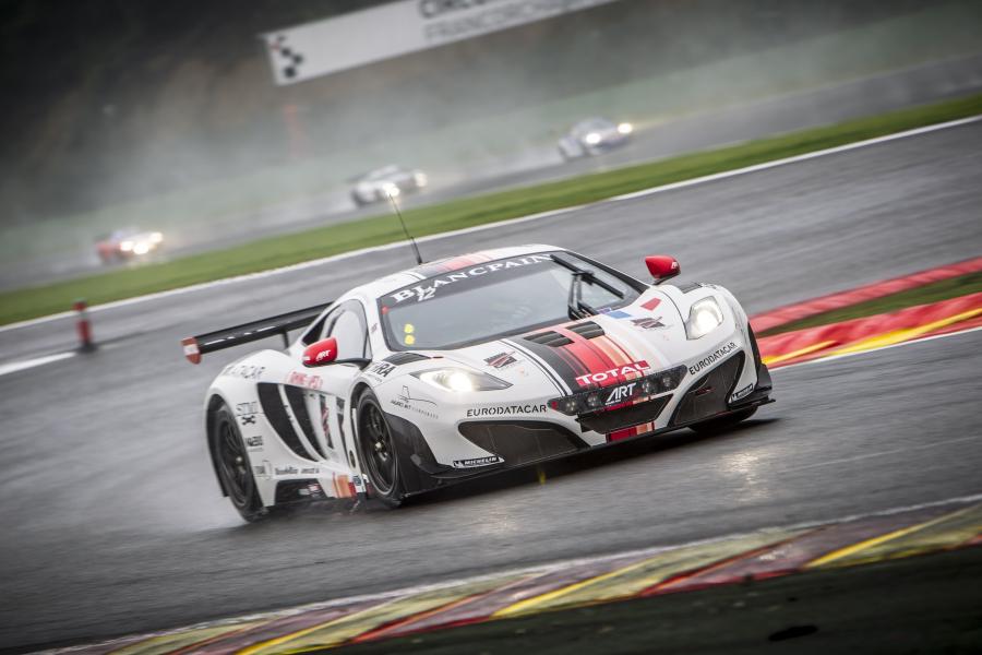  McLaren MP4-12C GT3 Spa 24 hours 2012 года  (фото 13 из 17)